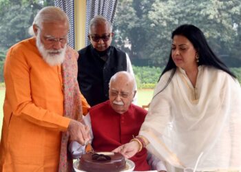 File photo of PM Modi with Advani on his 93rd birthday