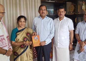 Prof. Dr. M Abdul Salam Receiving Akshatham